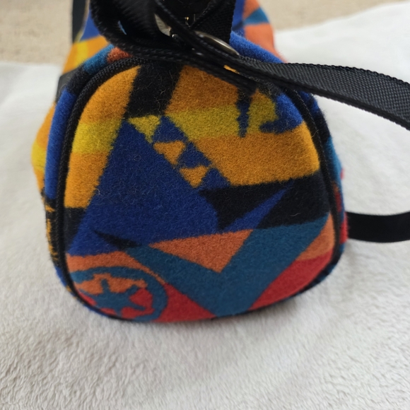 Pendleton Men's Multicolor Patterned Bag - Picture 7 of 8